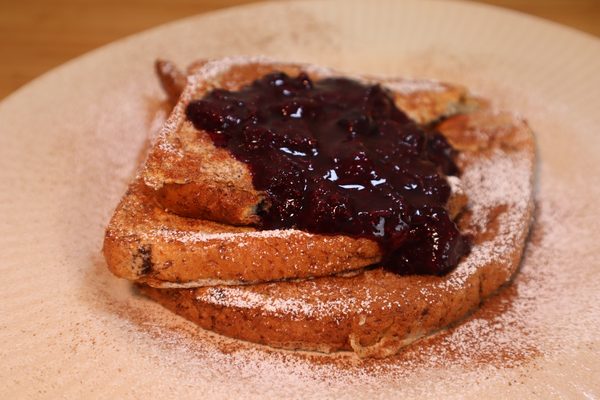 Protein French toast with berry compote